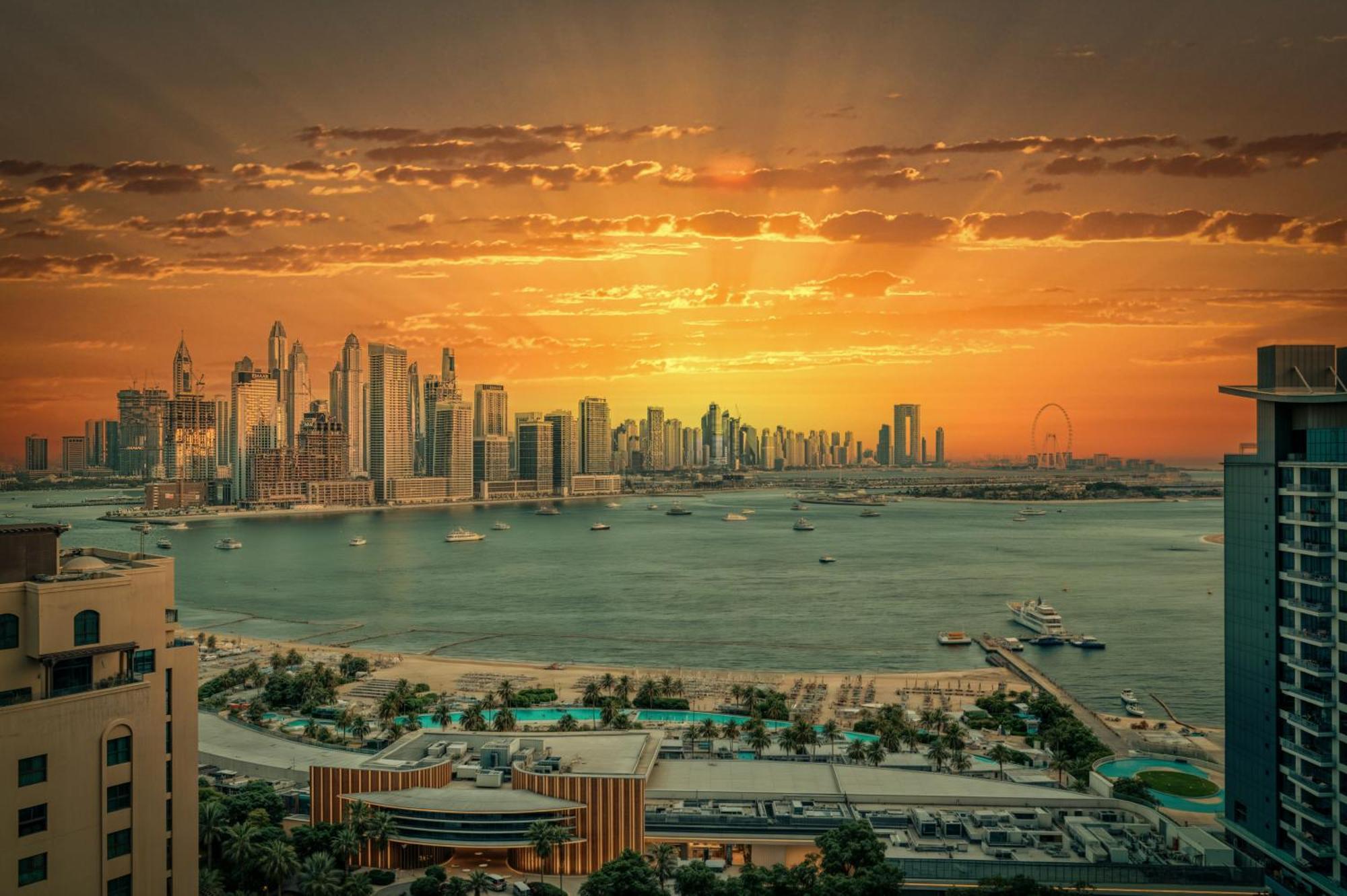 Palm Jumeirah - Luxe Infinity Pool I Direct Access Appartement